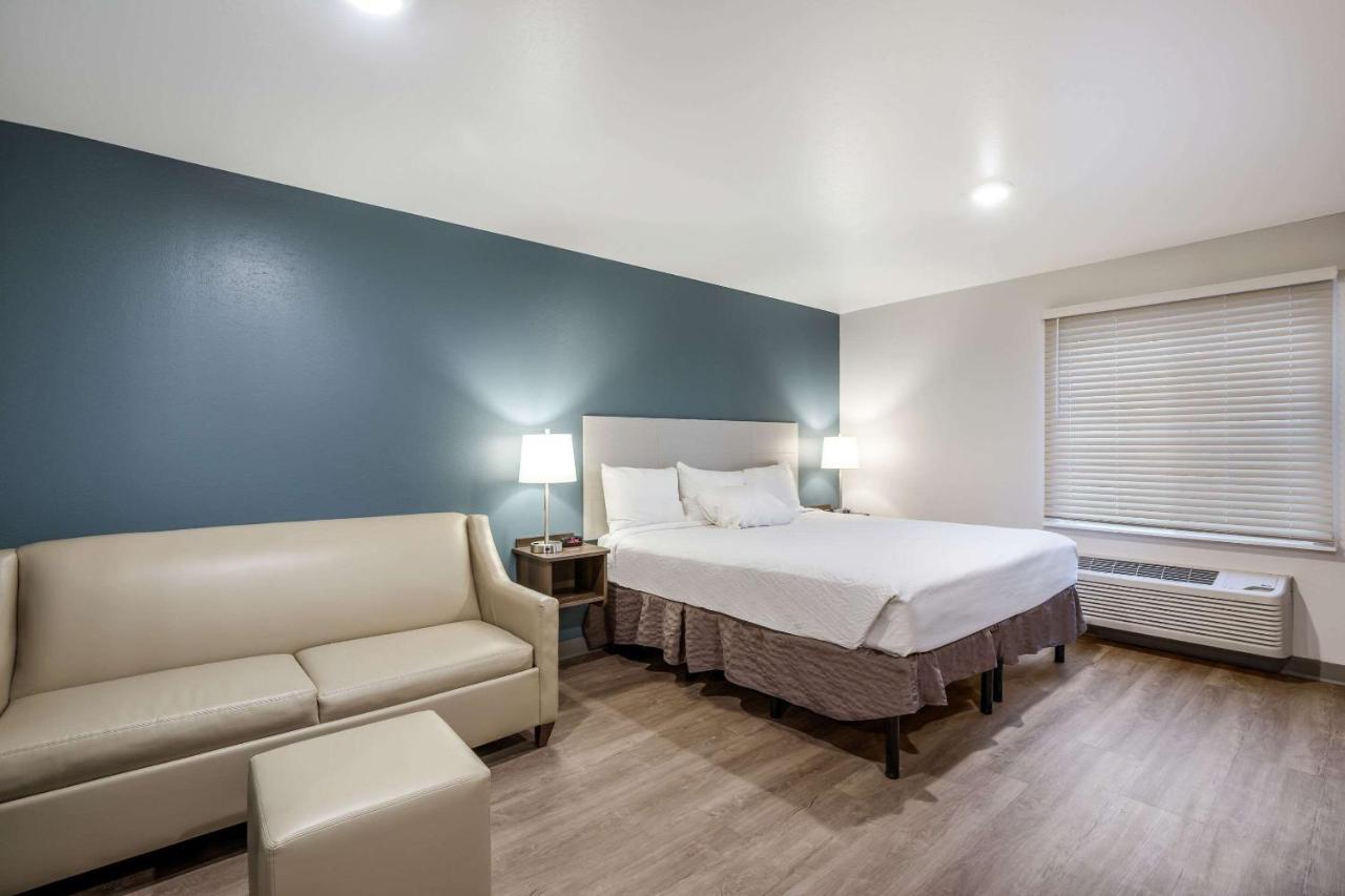 Woodspring Suites Gurnee - Chicago Exterior photo